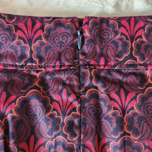 LOFT Burgundy Printed Pencil Skirt, Size  2 Petite - Picture 7 of 13